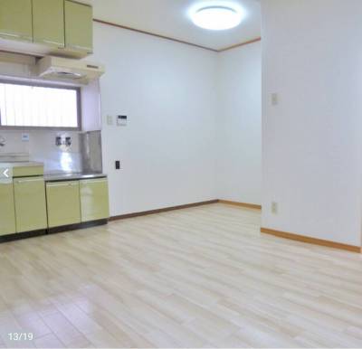 各部屋にLEDシーリングライト付き。