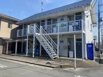 外壁はリフォーム済です