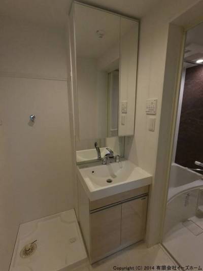 室内洗濯パン・シャンプードレッサーです