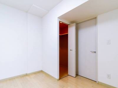 収納付きのお部屋です♪