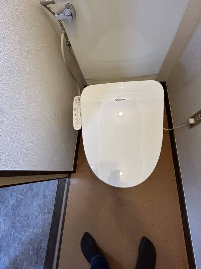 １階ウオシュレット付きトイレ