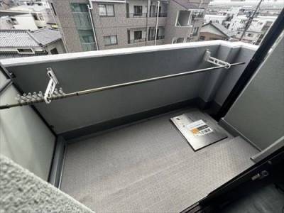 ベランダになります。