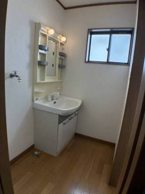 洗面台　洗濯機置場