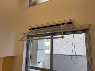 部屋干しできる干し姫様付きなので雨の日も安心