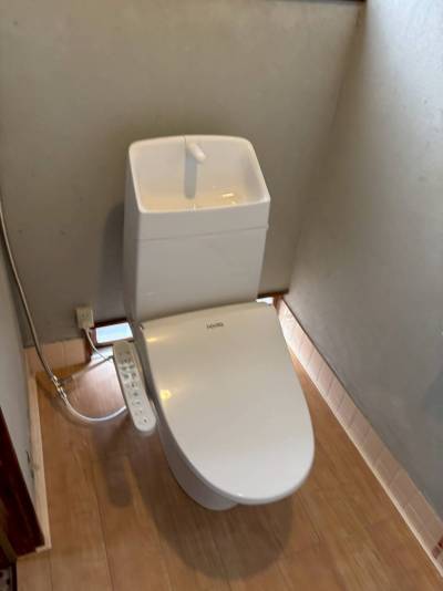 新設した温水洗浄便座