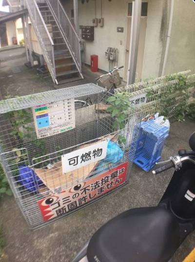 敷地内ごみ置き場