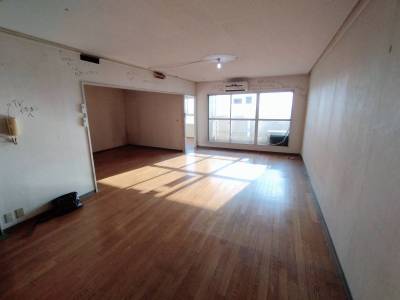 リフォーム前のお部屋です