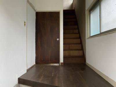 袖ヶ浦一戸建て玄関