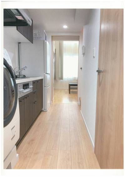 2階入口からキッチンへ