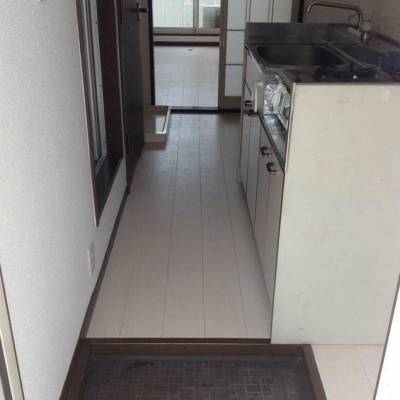 玄関より