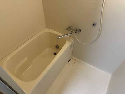 追い焚き機能のついた浴室