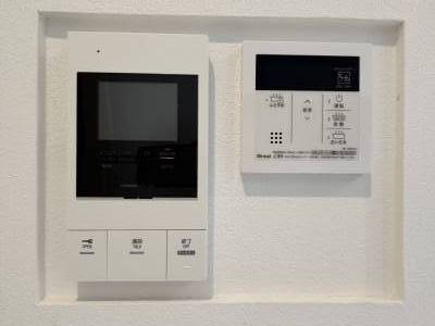 カメラ付きインターフォン、リビングから風呂を沸かせます