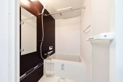 追い焚き機能、浴室乾燥機もついています。