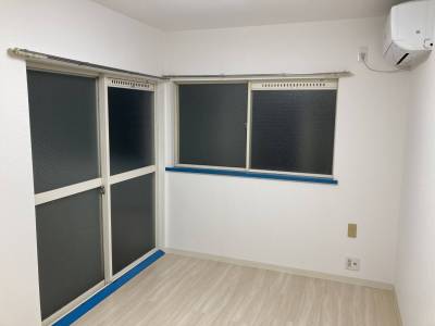 角部屋の2面採光になります。