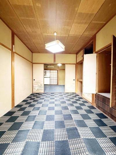 和室２室が繋がり、14畳の広々リビング