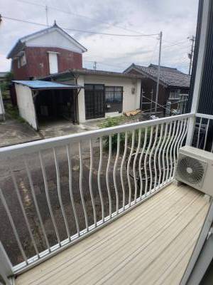 眺望の良いバルコニー付き