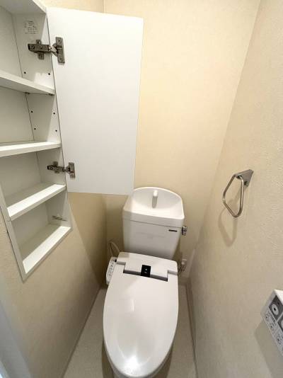 収納付きシャワートイレ