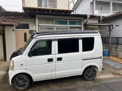 軽なら1台駐車可能です。