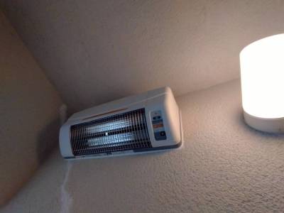 浴室は暖房付です