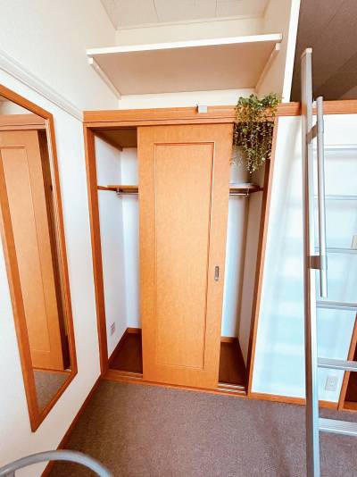 クローゼットもあり、便利・快適！