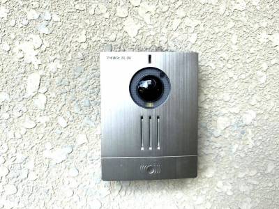 モニター越しに確認できるからセキュリティもバッチリ♪