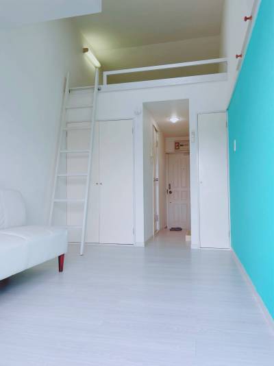 デザイナーズアパートメント。ポップで綺麗なお部屋です