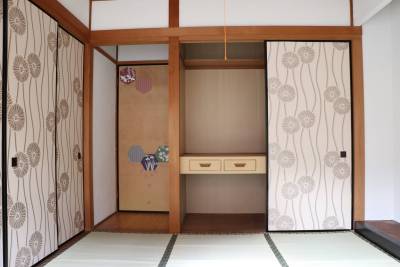 リビングに隣接する南向きの和室です。