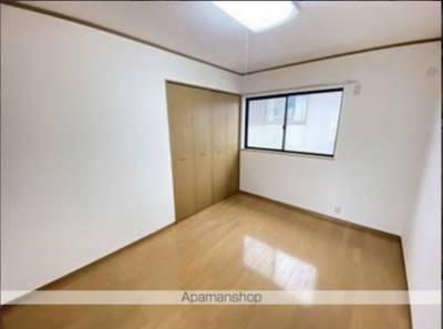 2階は採光も明るいです。