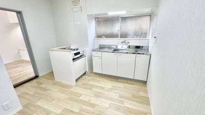 新品のキッチン！ガスコンロも新品で気持ちよく料理できます♪