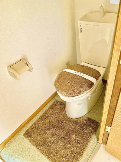 清潔トイレ、バス別　余裕空間