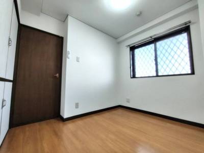 4.5帖洋室。仕事部屋や子供部屋に