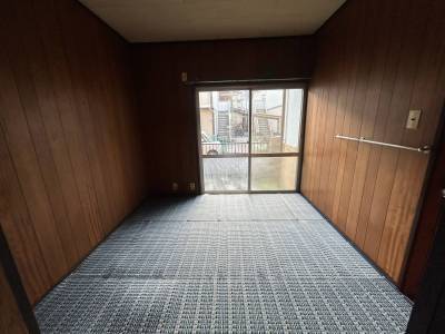 1階4.5畳和室です。