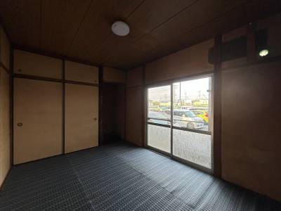 1階6畳和室です。