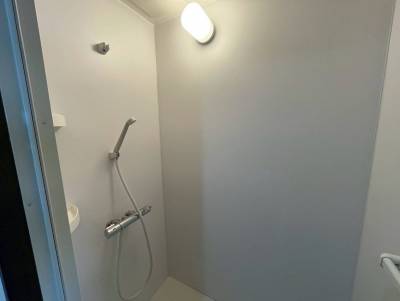 シャワールームも完備♪