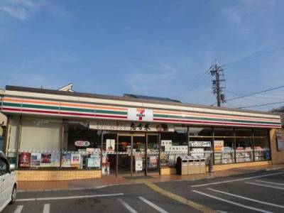 セブンイレブン三木本町店 徒歩3分で便利です♪