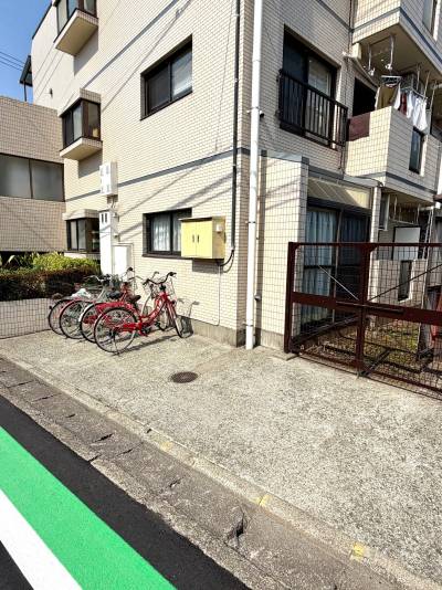 駐輪場代　無料