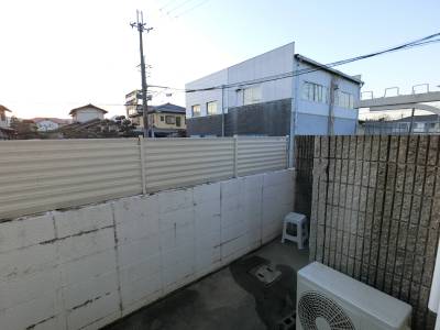 ベランダは意外と広いです！！