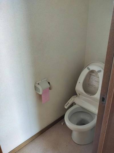 トイレはウォシュレットです