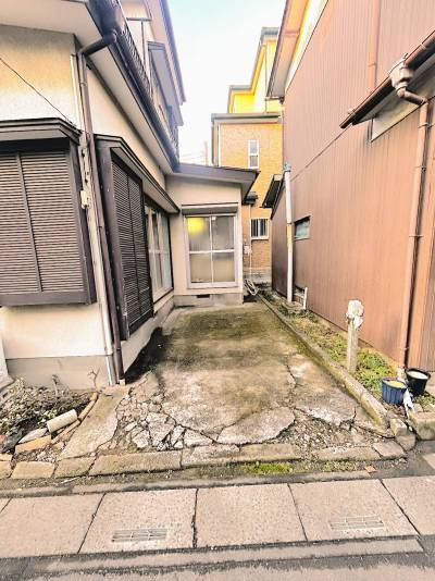 駐車場スペースです
