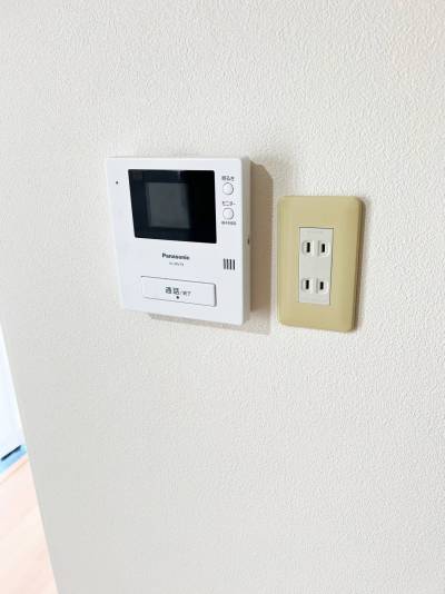 テレビモニター付きインターホン。