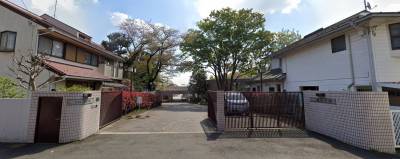 嘉悦大学　徒歩6分