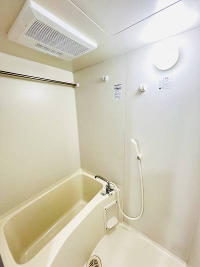 浴室乾燥機&bull;ランドリーパイプ設置