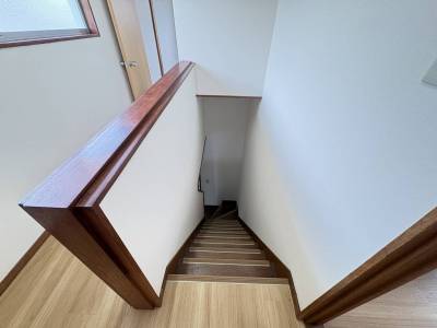 滑り止め付きの階段
