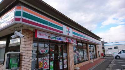 セブンイレブン 原町日の出町店（コンビニ）まで250m