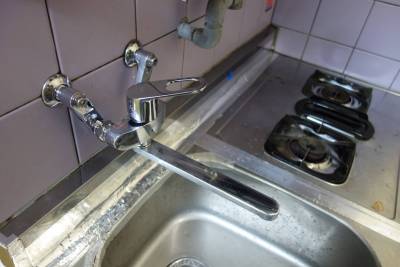 キッチン水洗をワンレバータイプに交換しました。