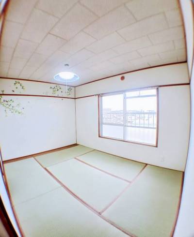 北向きで朝日が差し込まず寝室にピッタリ！