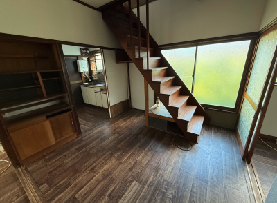 階段のある部屋