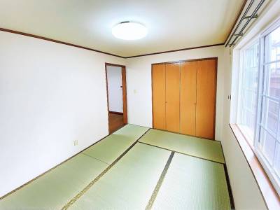 エアコン、照明、壁掛け長押、クロゼット付き「和室」