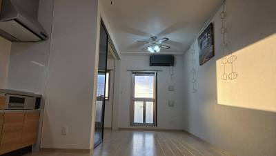 LDKは12帖弱、縦が7m程度と広く家具を自由に置けます