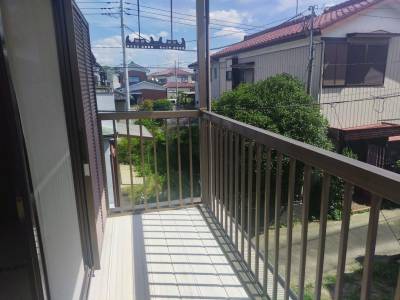 毎日の洗濯物もよく乾く、日当たり良好バルコニー